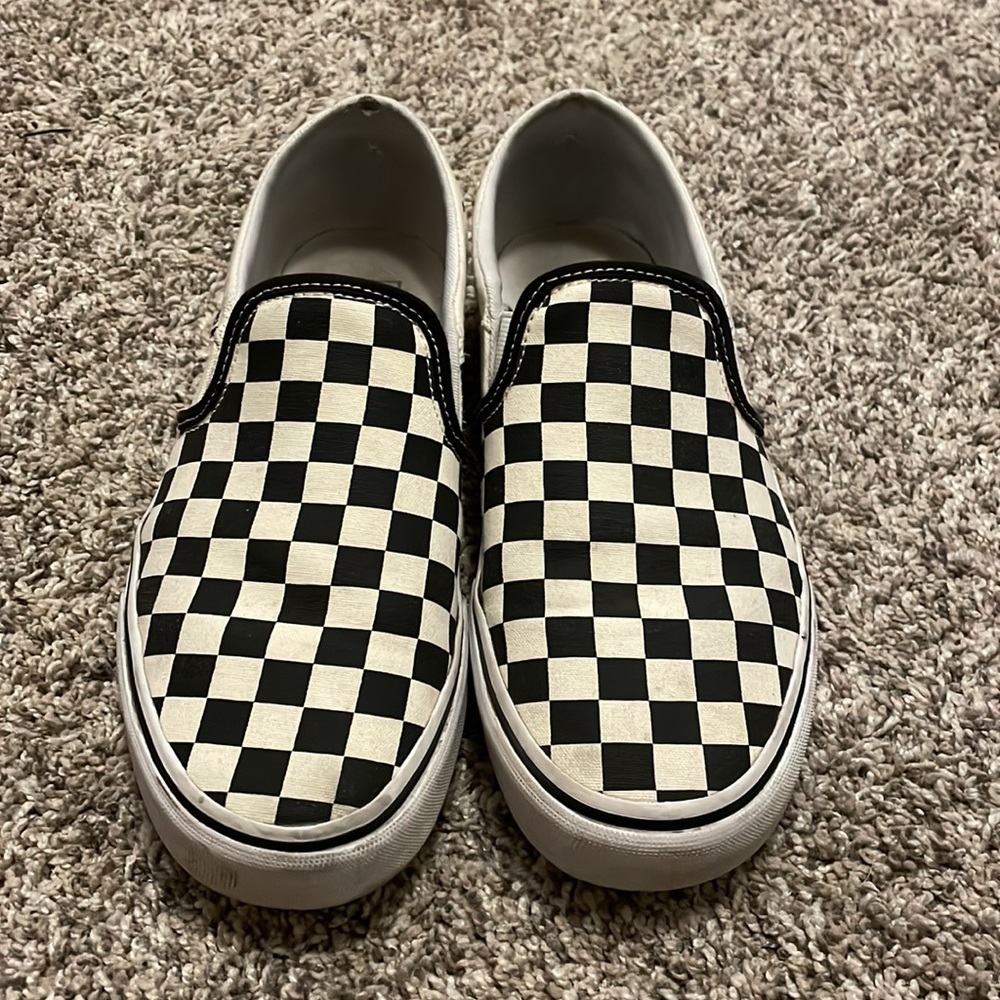 Checkered vans - Picture 3 of 3